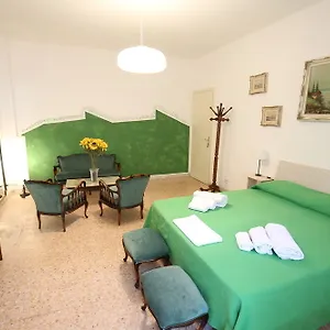 3* Penzion Next Stop Casilino